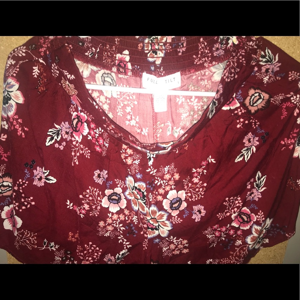 Two Piece Set - Picture 4 of 4